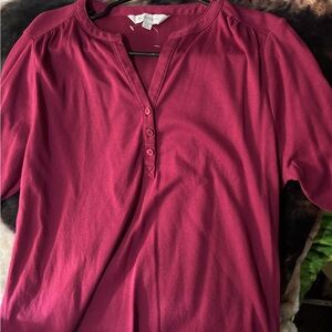 Elegant Fuchsia Blouse with Button Detail